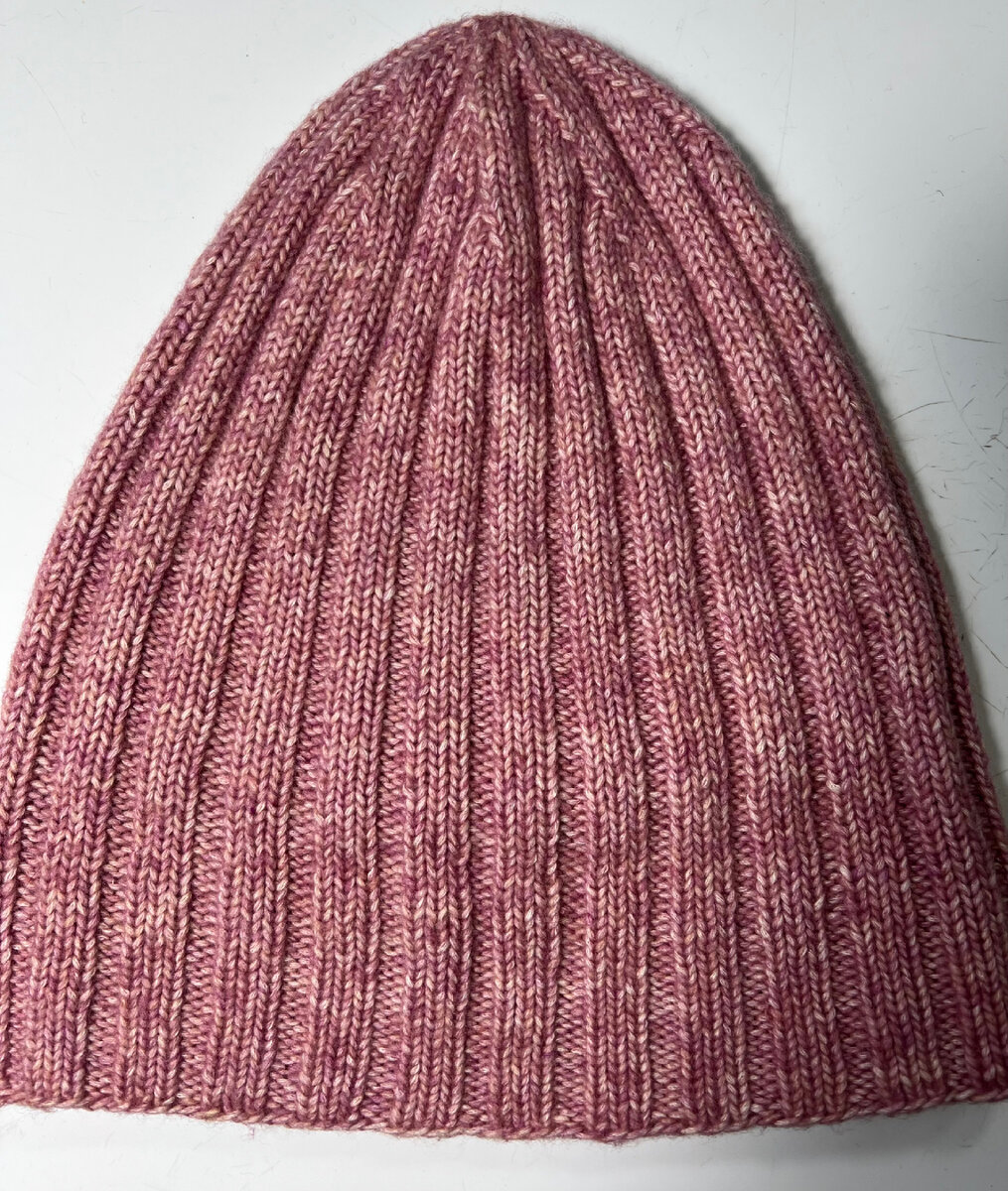 Шапочка 3+2, связанная ранее