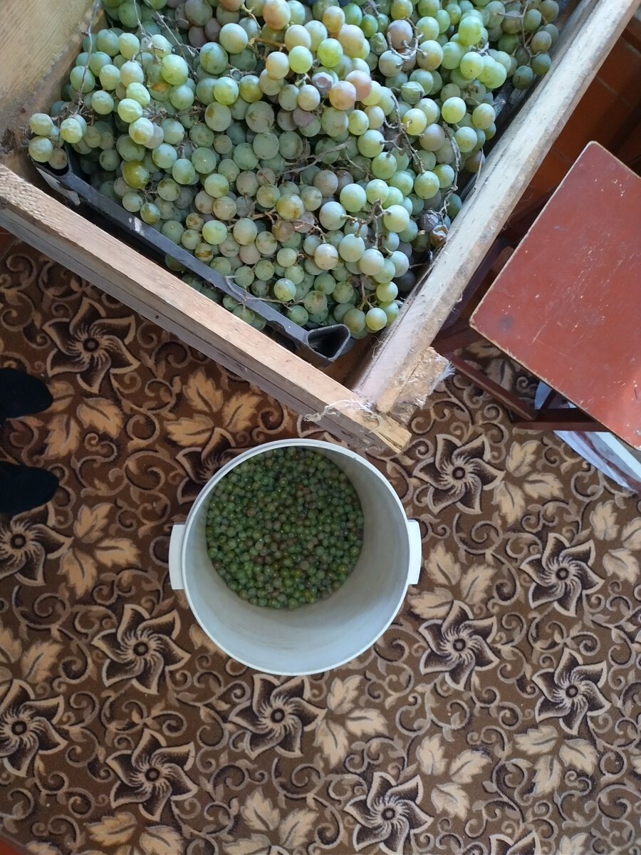 Ведрышко не простое, это бак на 30 литров ))