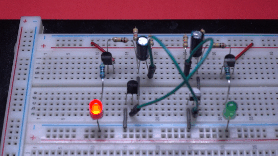 1 секунда светится красный светодиод, 1 секунда зеленый