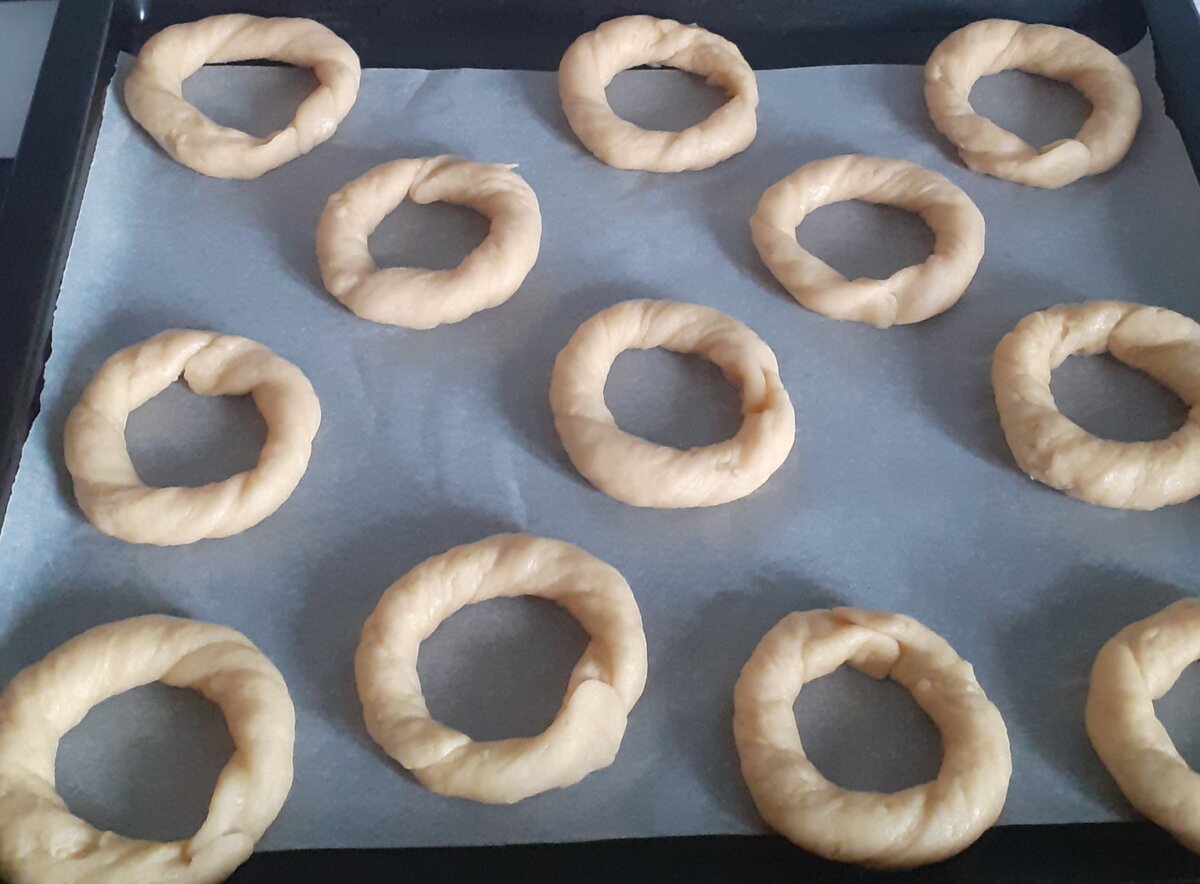 Калачи на сметане в духовке