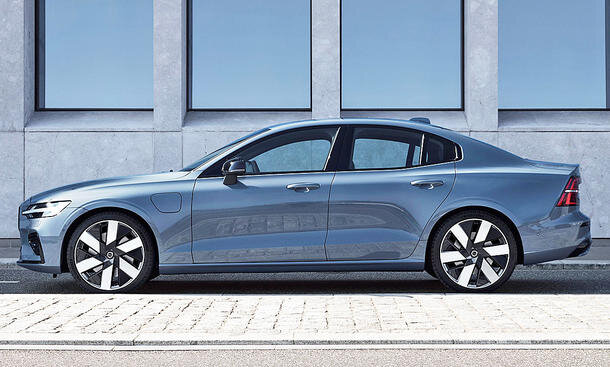Volvo S60 сохранил свой силуэт