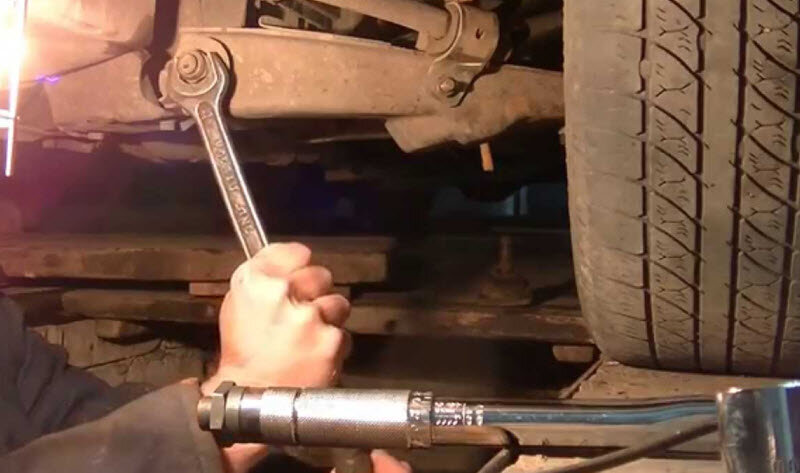 Как устранить скрип сайлентблоков в подвеске автомобиля | АВТО ...
