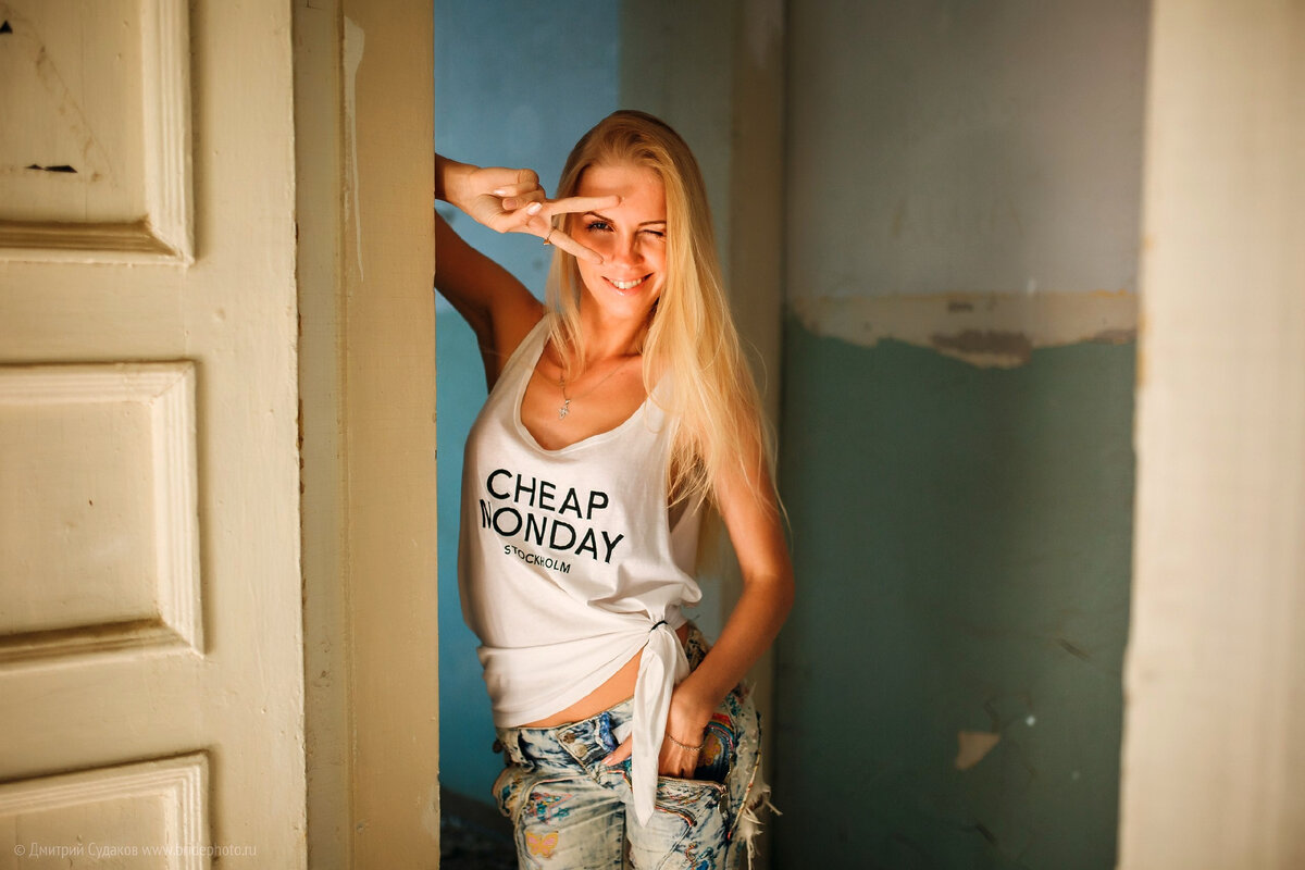 Многие мужчины живут в иллюзии, что их девушка всегда будет рядом с ними. Практика же показывает что это не так. (Автор фото Дмитрий Судаков)