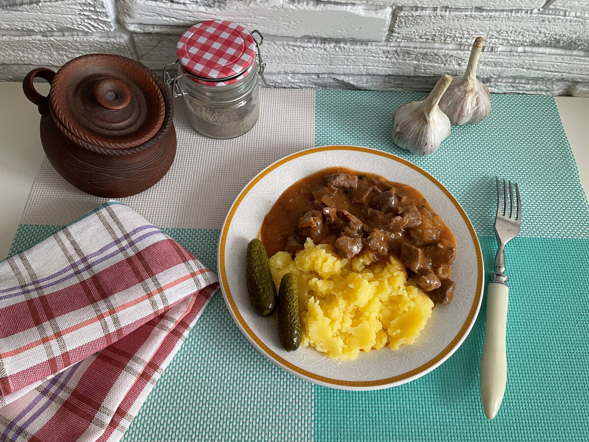 Гуляш как в ссср в столовых. Кухню наизнанку куриный гуляш.