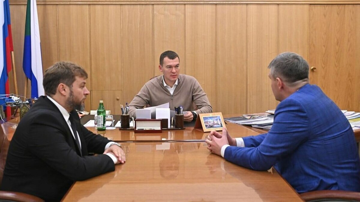    Михаил Дегтярев и Валентин Калашников обсудили деятельность акционерного общества в текущих условиях и развитие сотрудничества с региональным правительством. ⠀