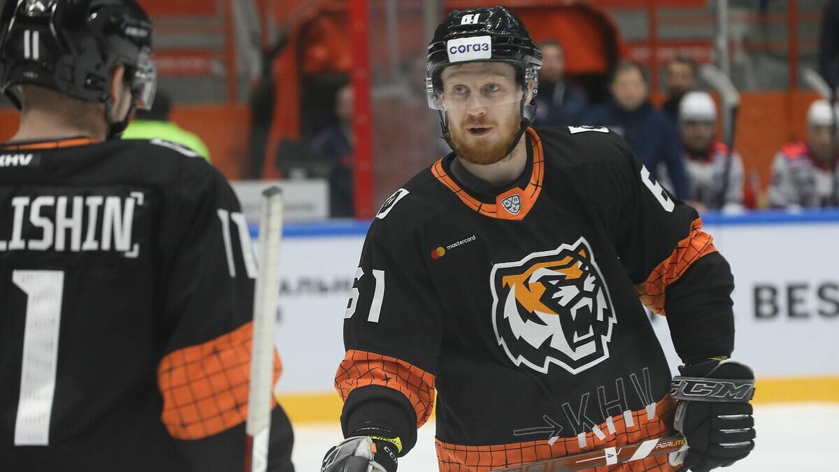    Нападающий "Амура" Александр Горшков© официальный сайт ХК "Амур"