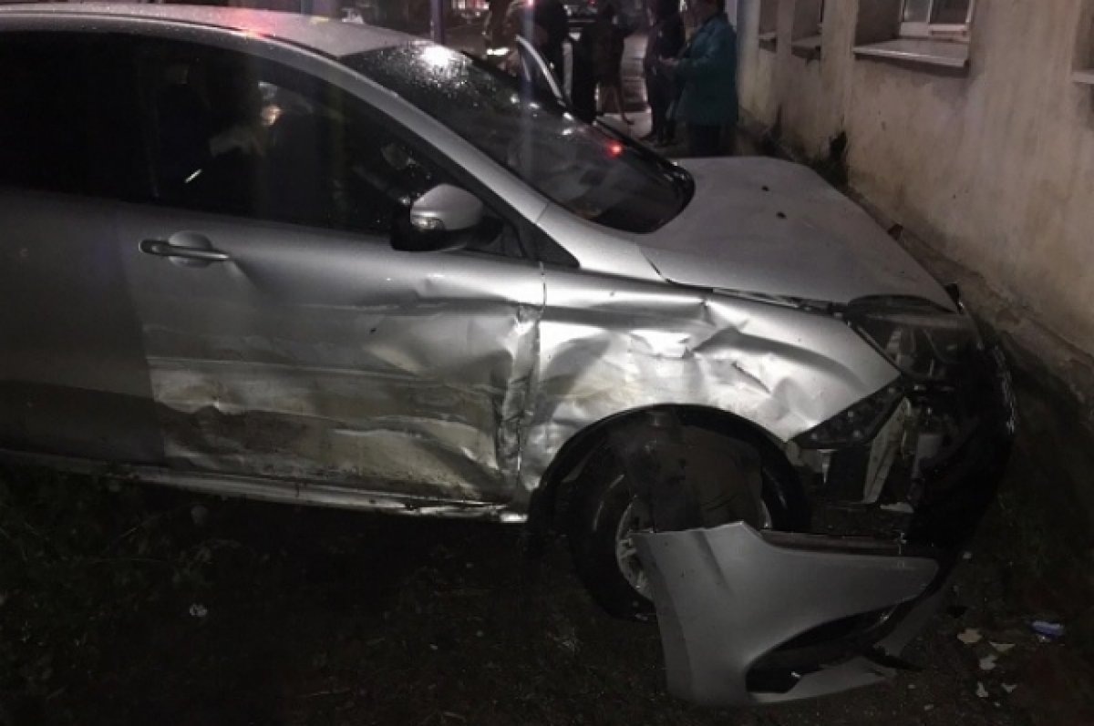    В Сызрани женщины - водители не поделили перекресток