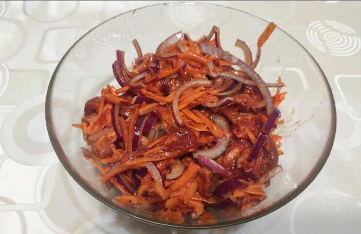 Хе из скумбрии по-корейски –классический рецепт с морковью и луком | Девичник | Дзен