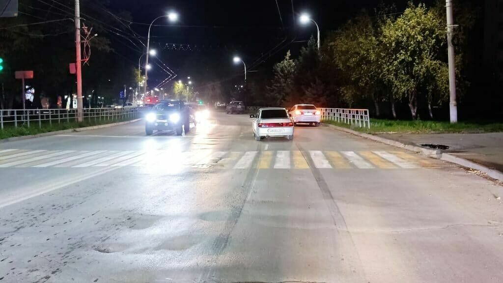     В Волгодонске 29 октября 18-летний парень на ВАЗ 21103 сбил девятилетнюю девочку, сообщили в УГИБДД по ростовской области.