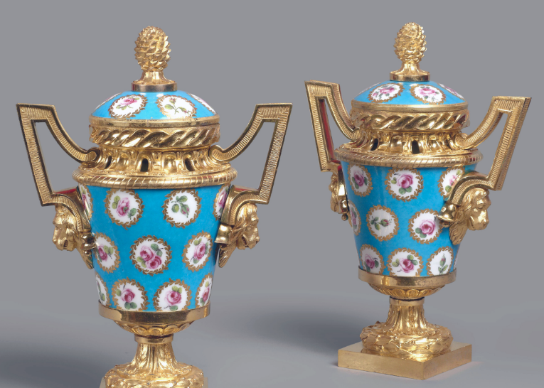 По-пурри, выполненные на Северской мануфактуре в 1770-е гг. 
