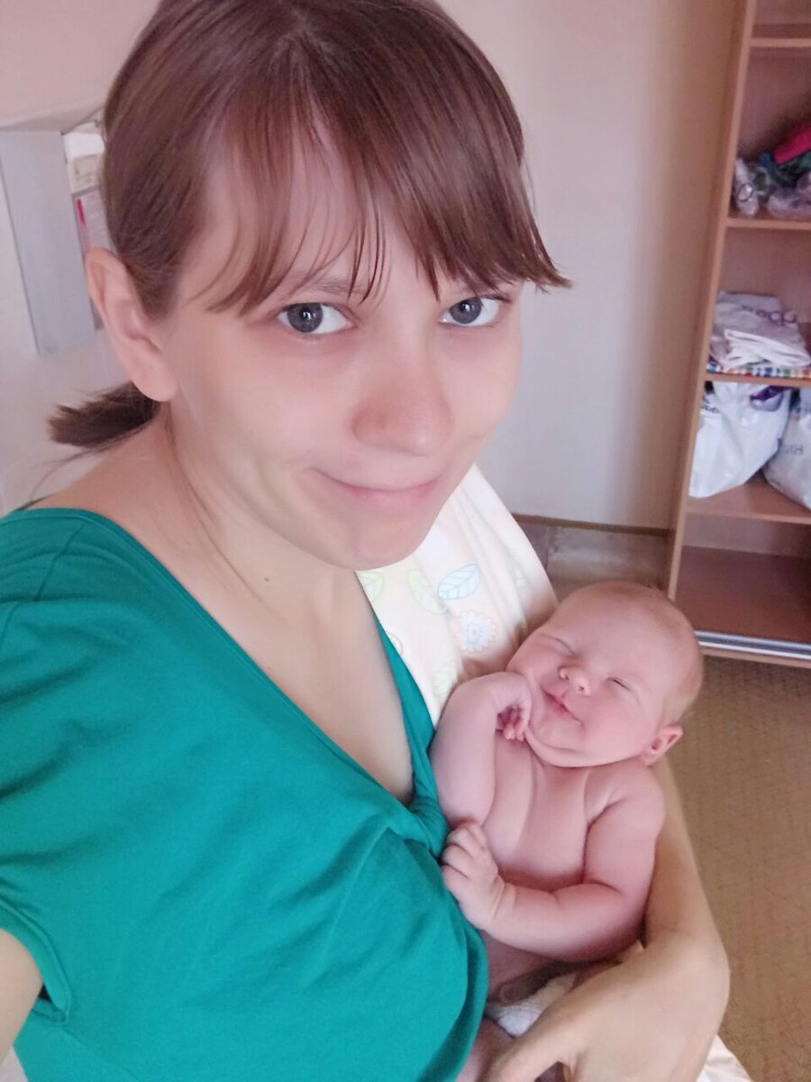 С дочкой в роддоме