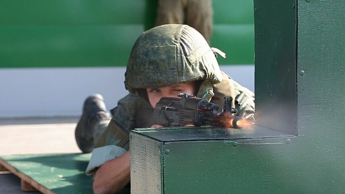     Из Ростовской области 11 ноября начнут отправлять в войска местных жителей, которые попали под осенний призыв, сообщил корреспондент RostovGazeta.