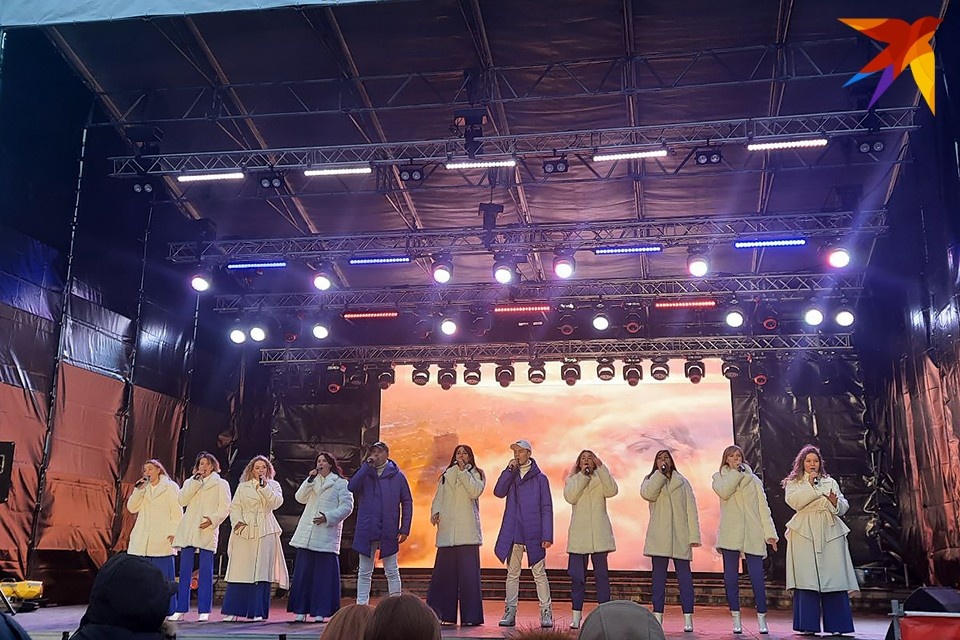     Всех гостей ждал праздничный концерт с участием творческих коллективов. Елизавета ЛЕБЕДЕВА