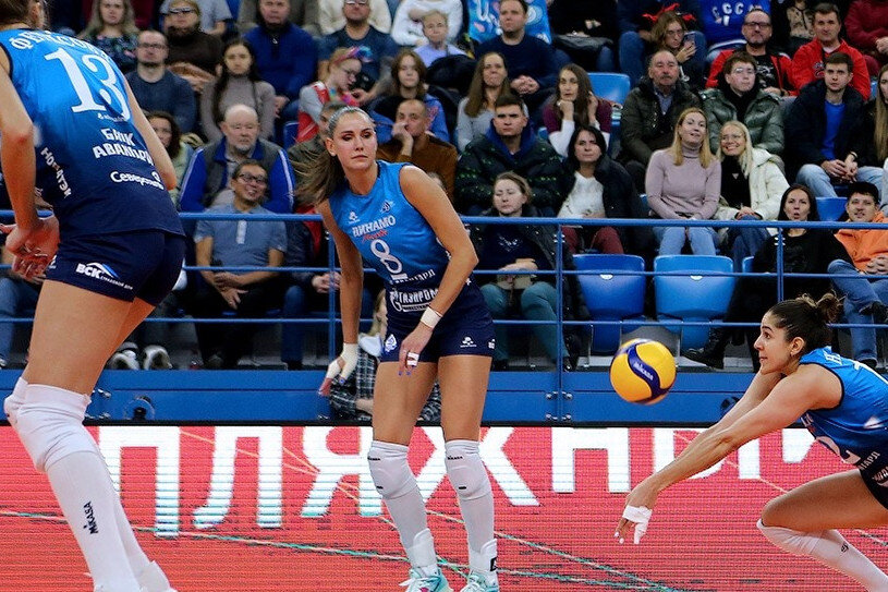 Наталия Гончарова (Динамо М, № 8) установила больше всех рекордов тура (6) - по набранным очкам и атакующим действиям