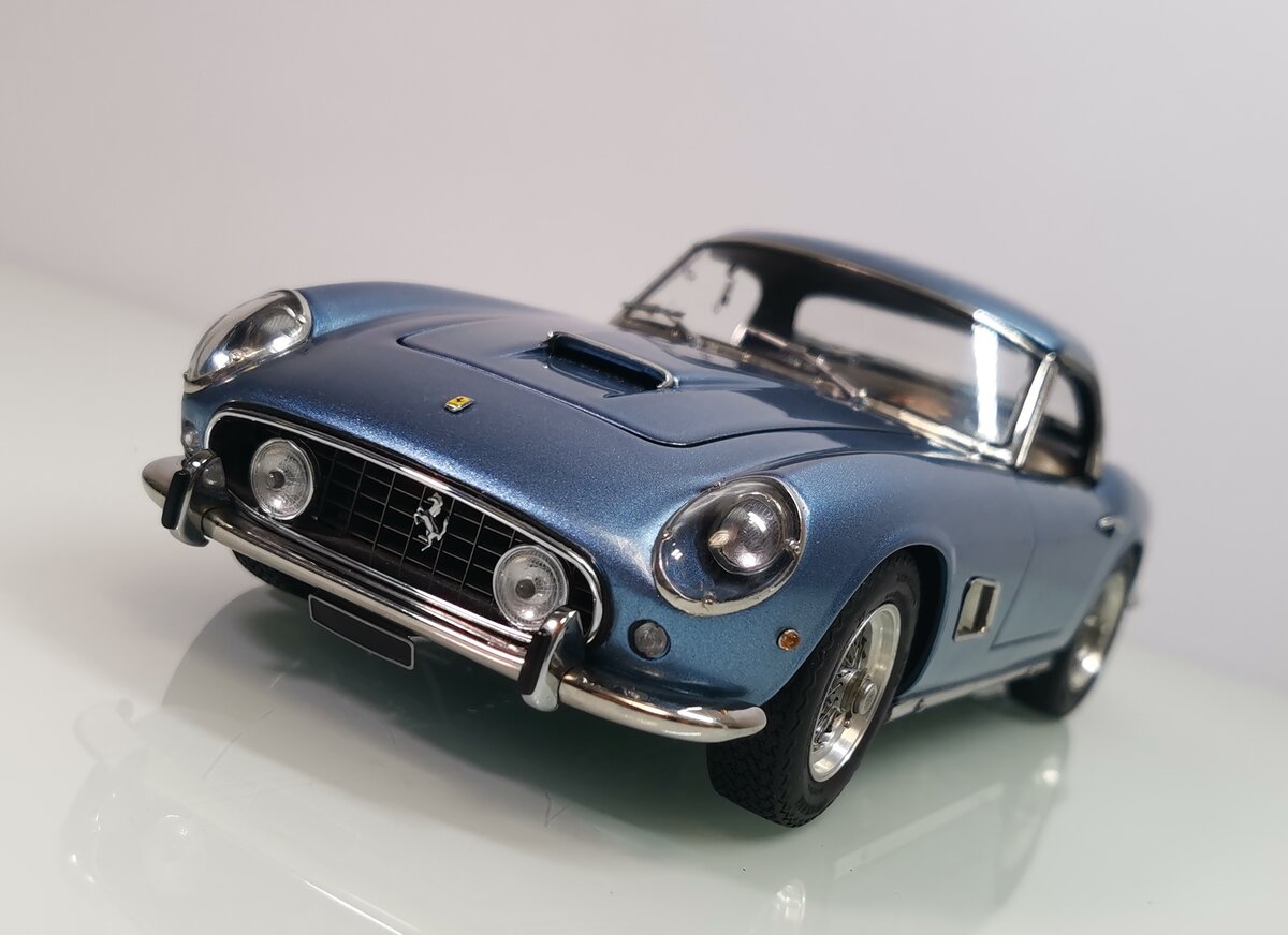 Ferrari 250 California SWB 1961 №CMC092 | Мир 1:18. Масштабные модели авто  | Дзен