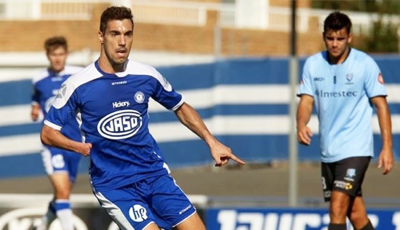 Алекс Санчес (слева)