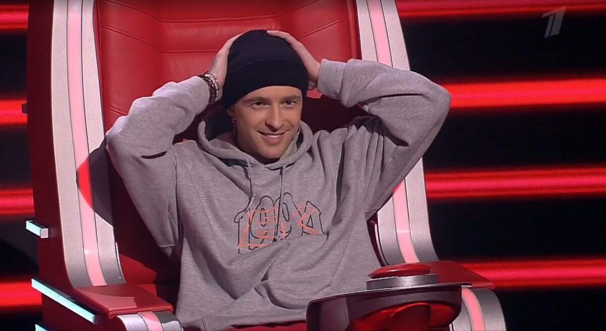 гарик шоу голос. Comedy club гарик мартиросян. шоу голос россия украина. гарик сукачёв голос 60+. лещенко голос 2018.