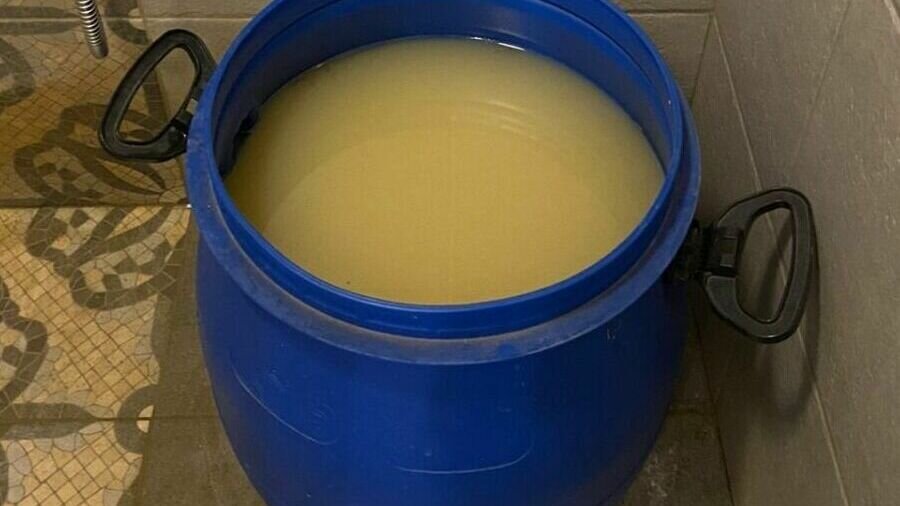     Забитые фильтры и оранжевая вода жителей Надеждинского района Приморского края не на совести «Примводоканала», а «вечные» перебои с живительной влагой из кранов повторяться не должны. Об этом рассказал глава «Примводоканала» Сергей Белый.