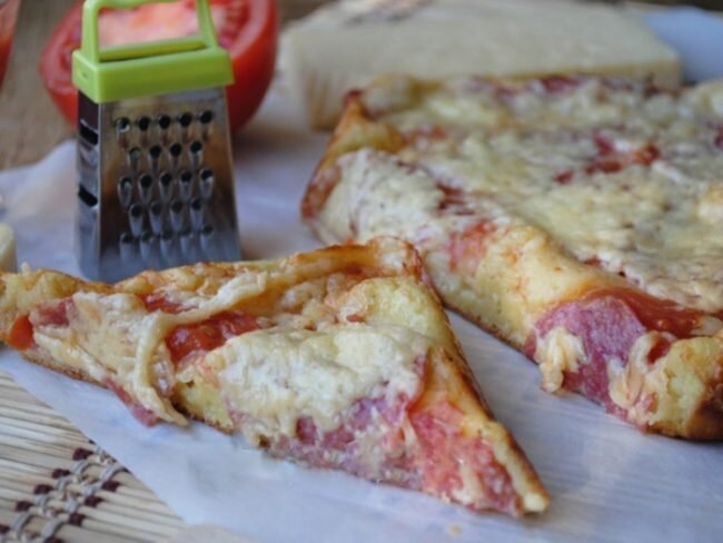 Тесто для пиццы на кефире с дрожжами