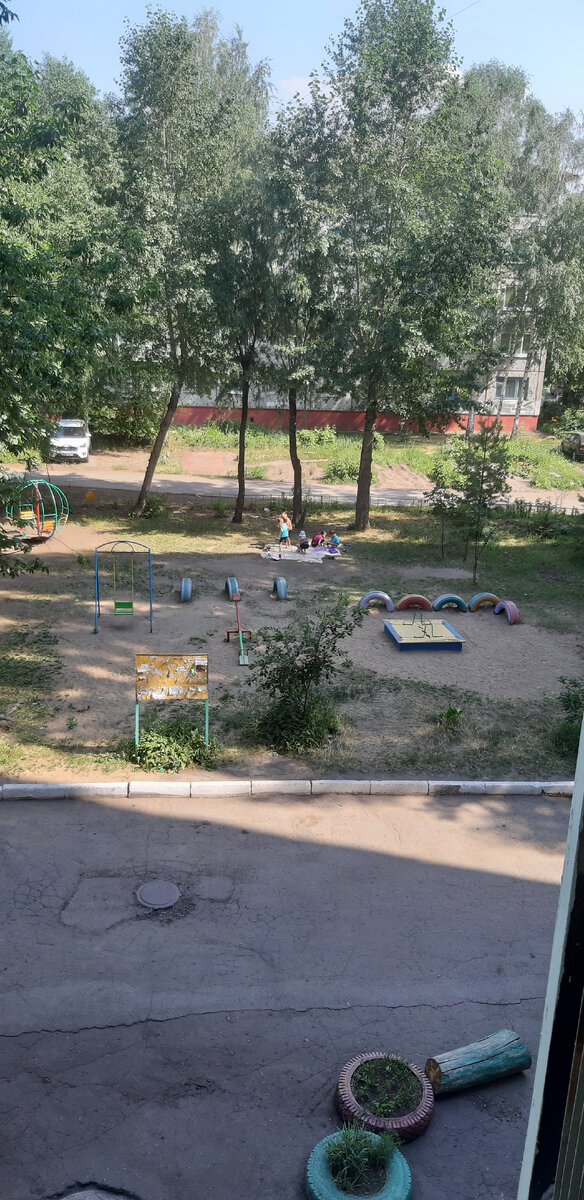 Дети начали уже разбегаться, а я как всегда сидела и хлопала глазами, ну вот нет у меня рвения сразу все щелкать. Но тут видно, что там все покрывала соединены