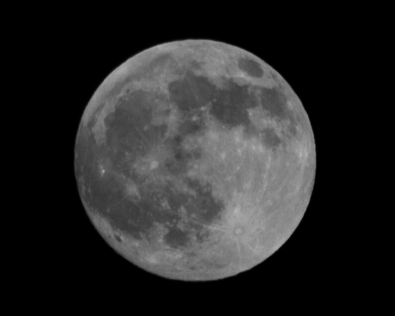 Луна над Уфой, декабрь 2020