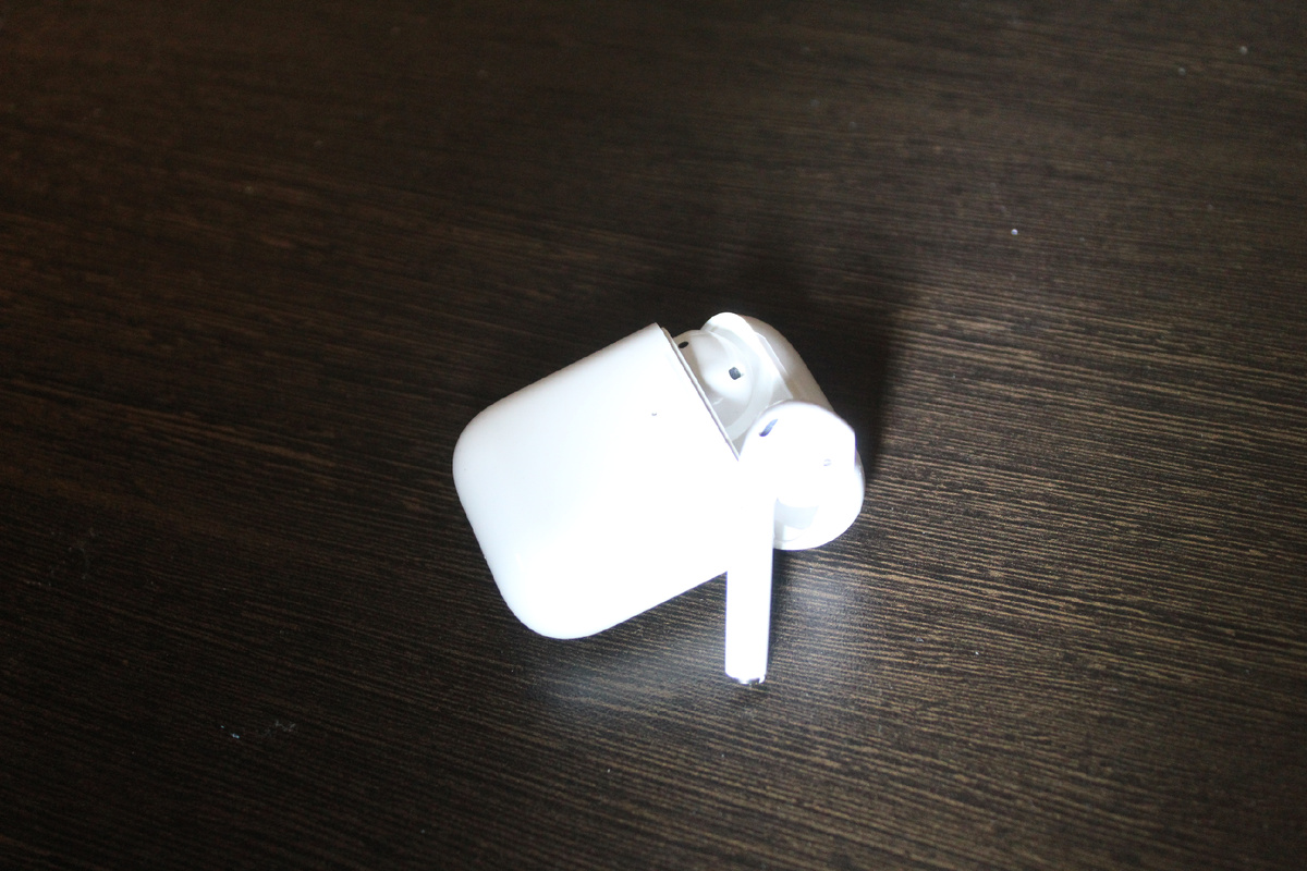 AirPods от Apple