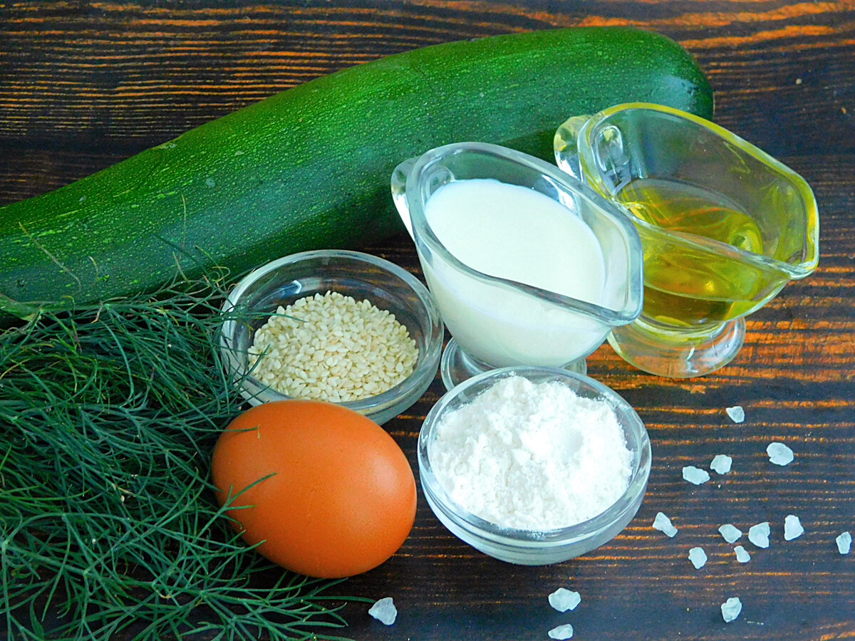 Ингредиенты для приготовления кабачков в кляре