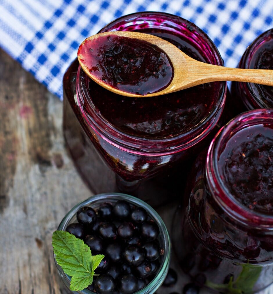 Вкусное варенье из черной смородины