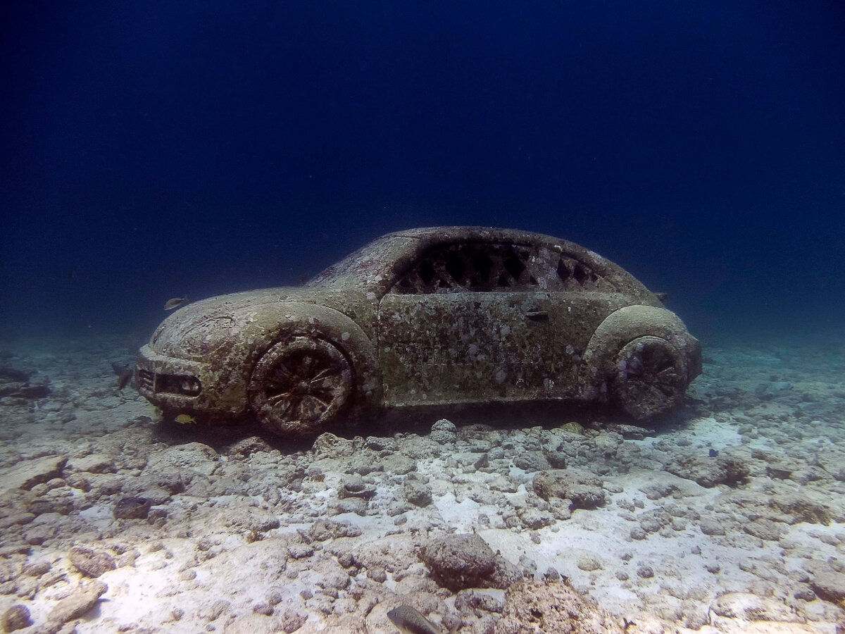 Подводный музей в Мексике 