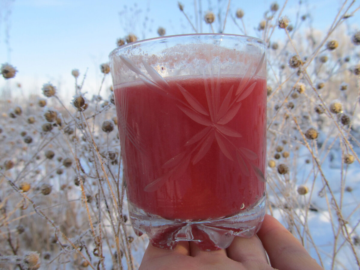 Малиново-льняной коктейль, богатый витамином С и Омега 3