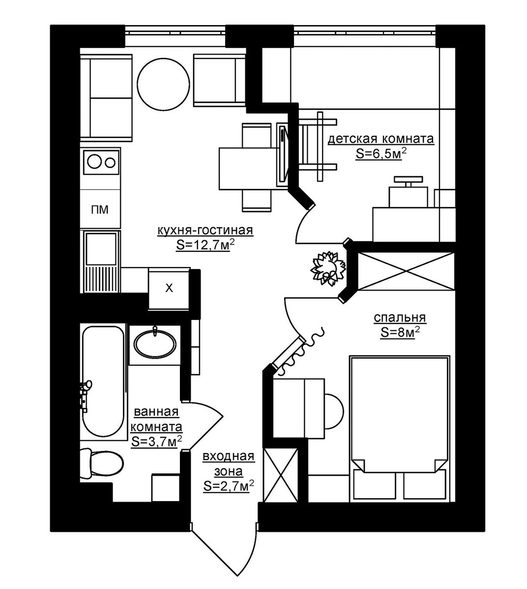 После перепланировки. Однокомнатную квартиру превратили в двушку: требовалось обустроить отдельную комнату для каждого члена семьи. Площадь спальни удалось увеличить за счёт прихожей и кладовой, а кухню немного расширили за счёт детской.