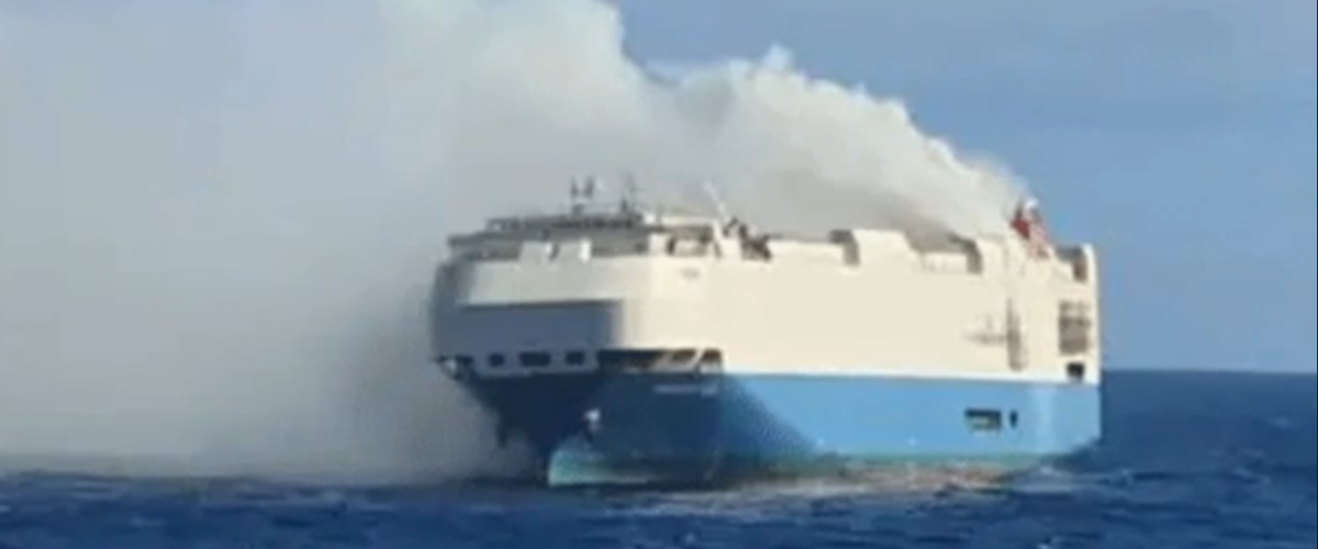 Пожар на грузом судне