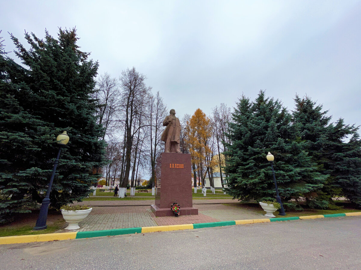 Зачем стоит приехать в сердце Нижегородской области Заволжье город Семенов:  купечество, ложкари, матрешки | Под зонтиком | Дзен