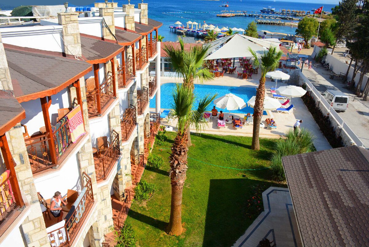 AYAZ AQUA BEACH 4*