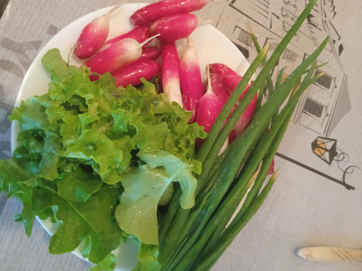 Уже с огорода 