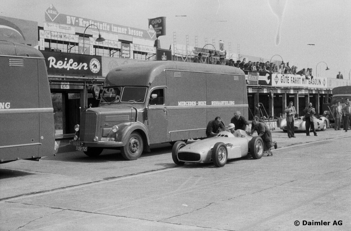 Mercedes Benz 1940 Bus