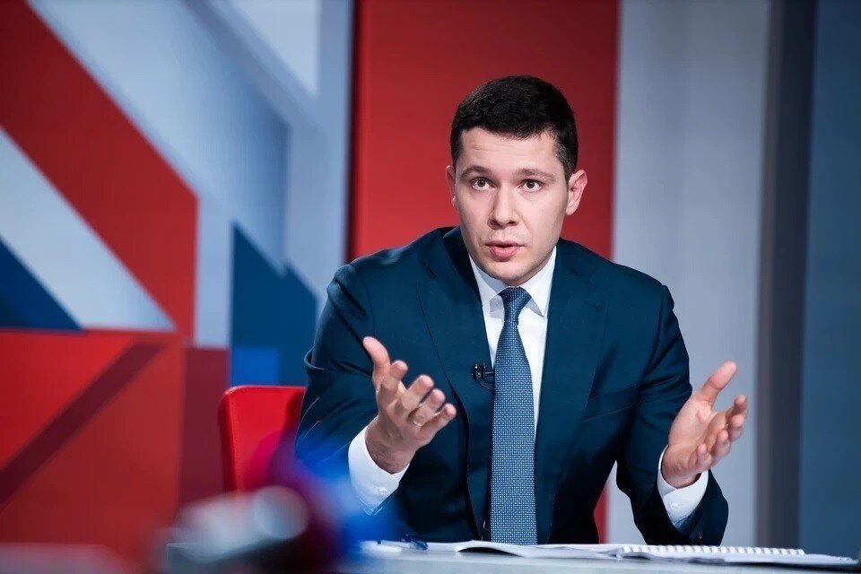     Антон Алиханов  Александр Подгорчук