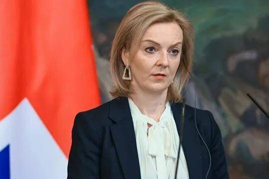    Лиз Трасс в роли премьера Британии намерена добиваться «поражения Путина»