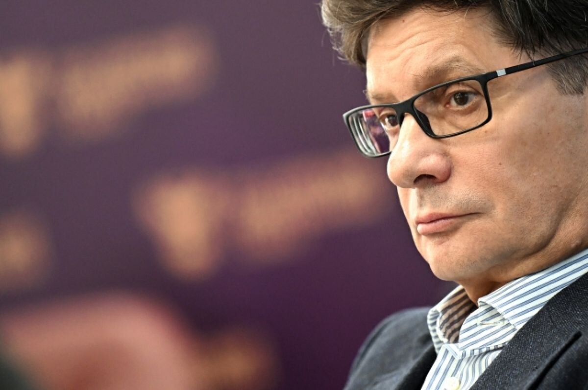    Адвокат Добровинский не исключает, что Федун уедет из России