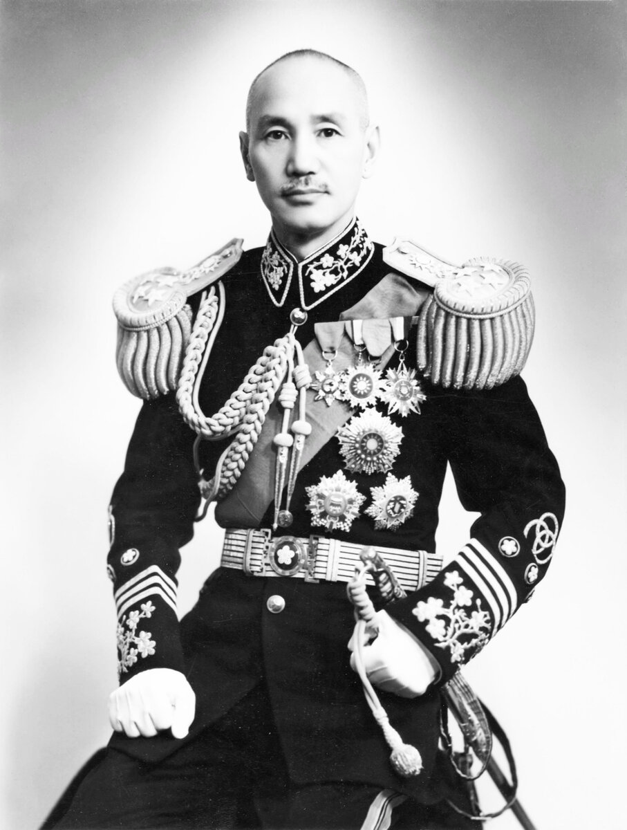 Чан Кайши(Wikipedia.org)