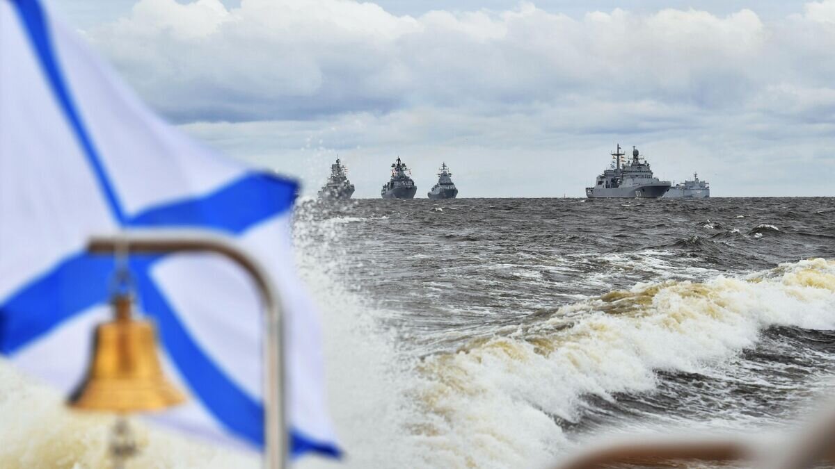    Корабли в Финском заливе перед началом Главного военно-морского парада по случаю Дня Военно-морского флота РФ© РИА Новости / Алексей Никольский