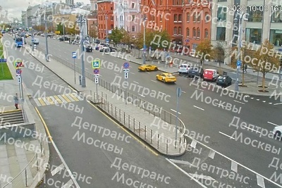    ДТП в Москве © Telegram-канал «Дептранс. Оперативно»