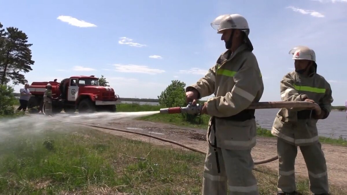     Соединение было сформировано в 2011 году. И с тех пор исправно несет службу в Нанайском районе.
