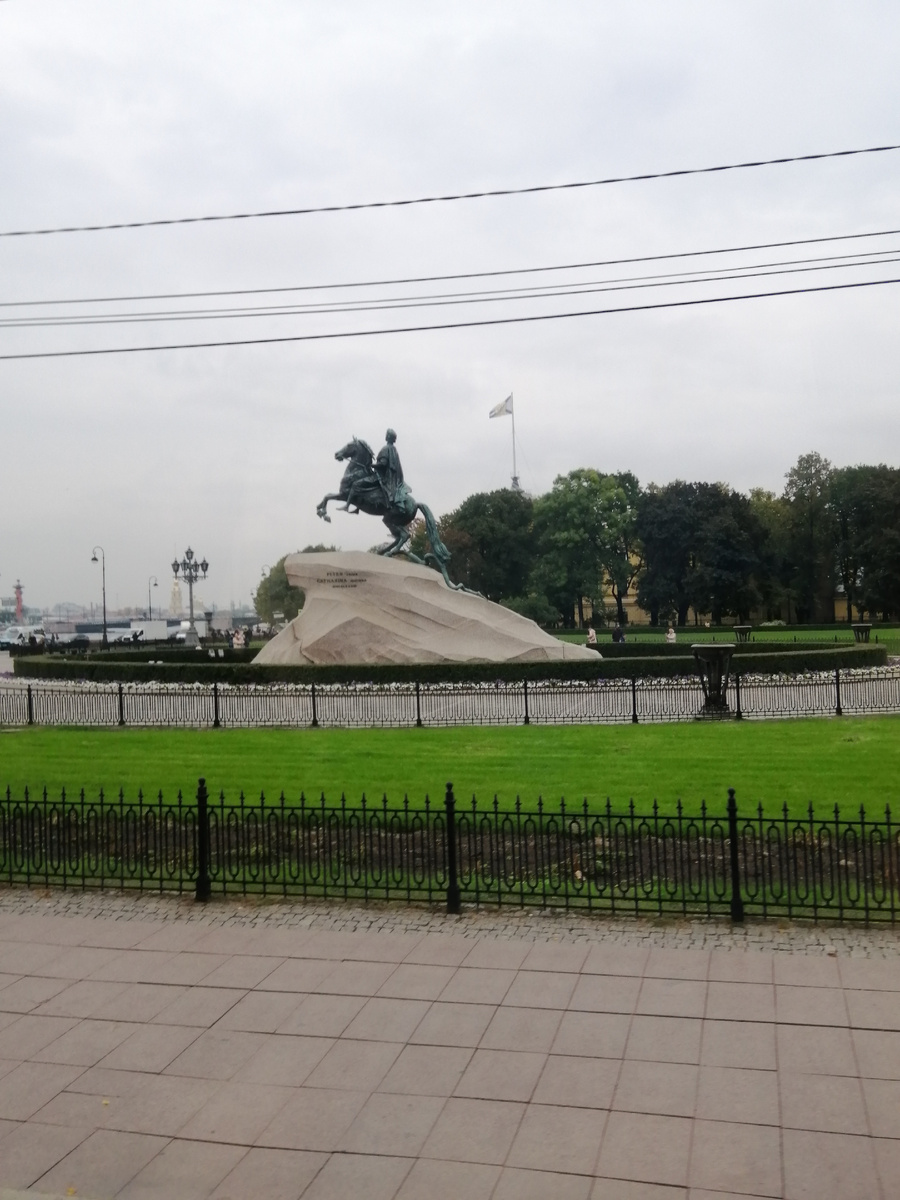 памятник Медному Всаднику