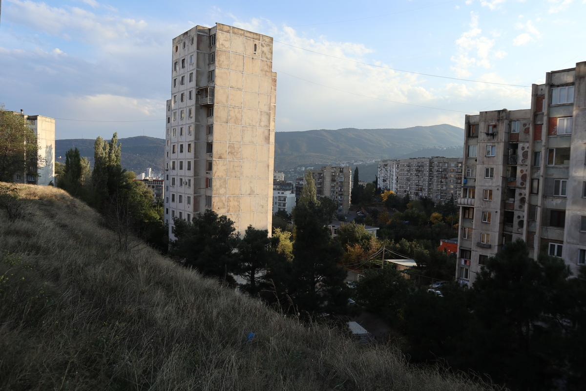 Советские многоэтажные районы в Тбилиси: страшненько, но красиво!