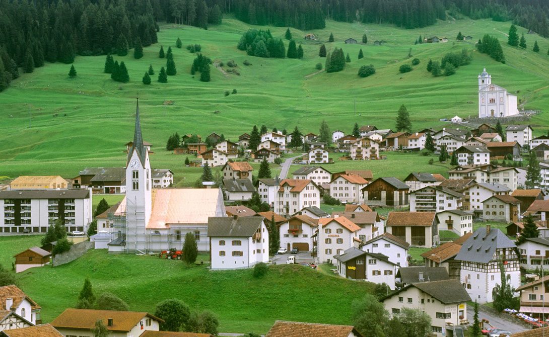 Самые маленькие европейские страны. Лихтенштейн. Городок Лихтенштейн. Лихтенштейн столица. Лихтенштейн достопримечательности.