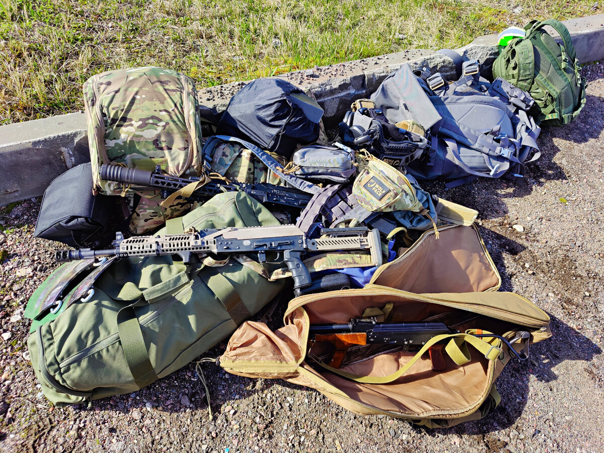 Количество снаряжения группы из трех человек