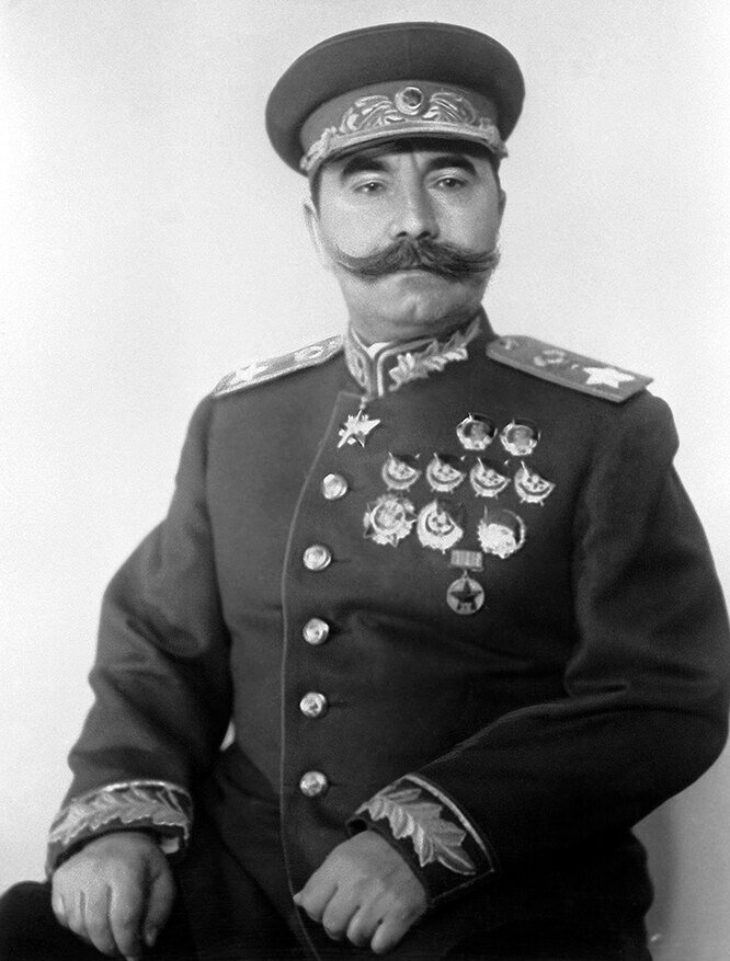 Лишь третий брак Семена Буденного закончился благополучно.