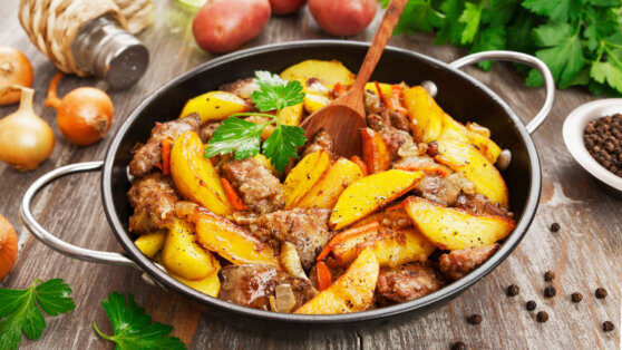    Как пожарить картофель с красивой золотистой корочкой: 3 простых лайфхака Ирина Петрова