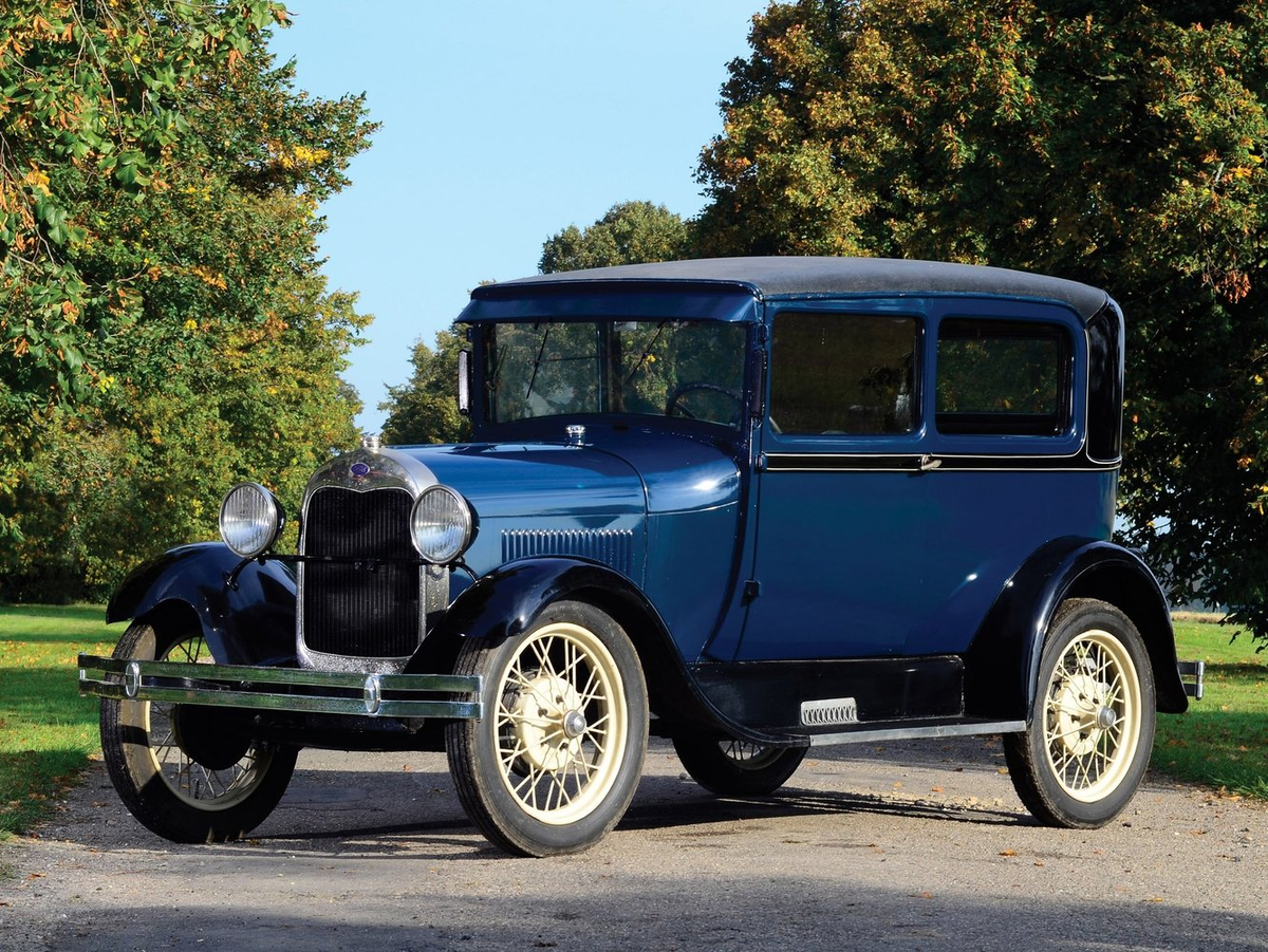 Авто 2 модели. Ford model a 1927-1931. Ford model a. Ford model AA 1927. Ford model a Tudor sedan.